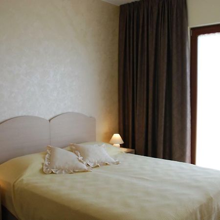 Rooms Edda Savudrija Exterior foto